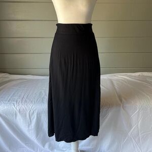 Gap Women's Black Skirt